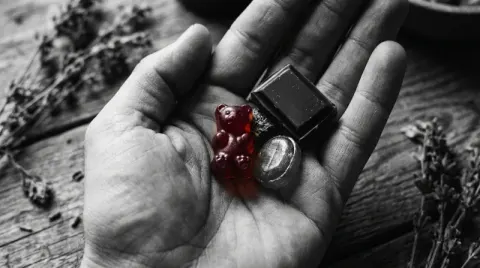 Gummies vs Chocolate vs Candy: Choosing Your Edible Format